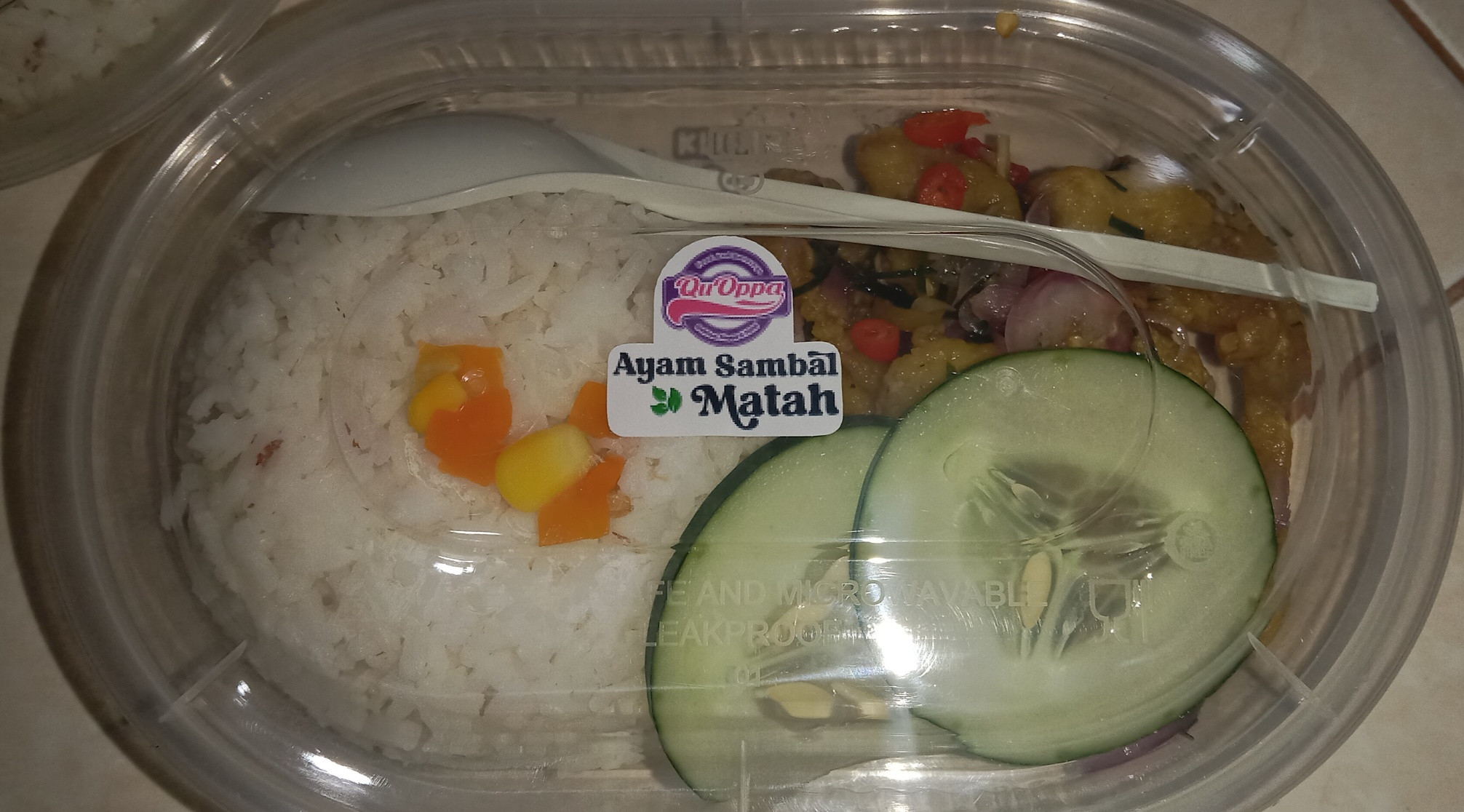 Nasi ayam sambal matah